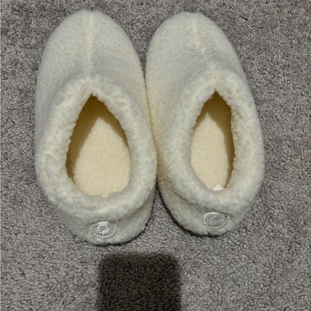 pink slippers